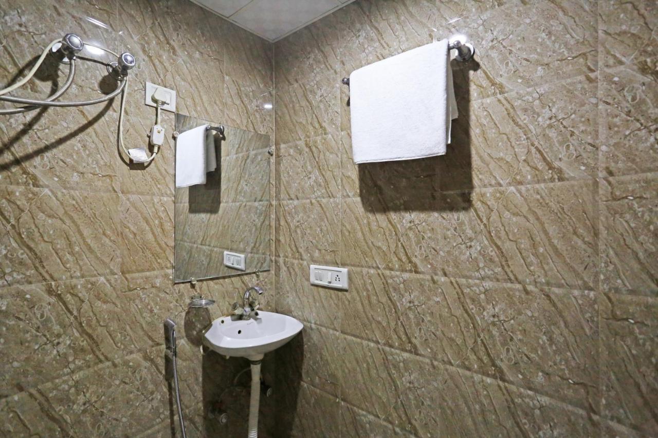 Hotel The Best Near Delhi Airport New Delhi Extérieur photo